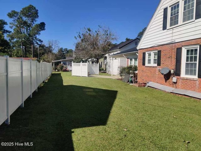 215 N Elm Street, Chadbourn, NC 28431