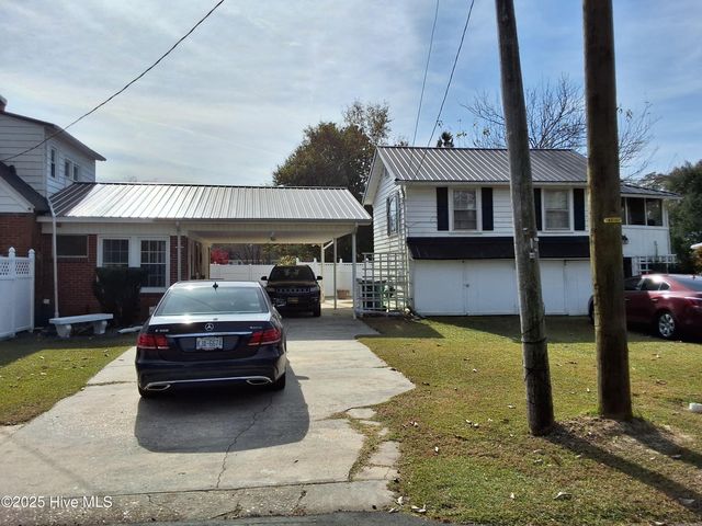 215 N Elm Street, Chadbourn, NC 28431