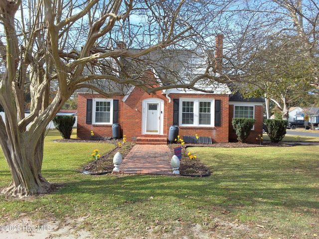 215 N Elm Street, Chadbourn, NC 28431