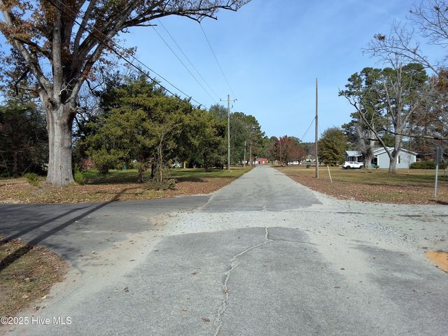 215 N Elm Street, Chadbourn, NC 28431