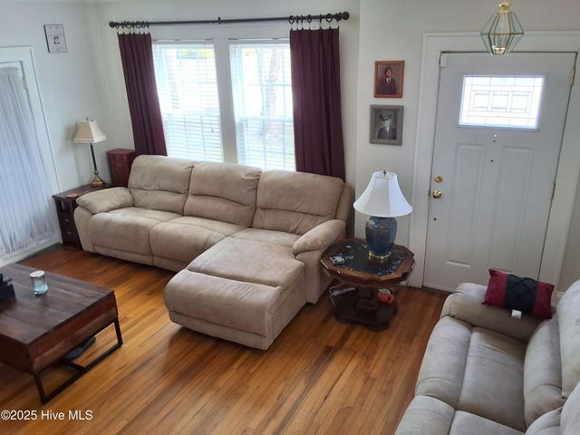 215 N Elm Street, Chadbourn, NC 28431