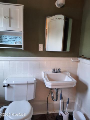 215 N Elm Street, Chadbourn, NC 28431