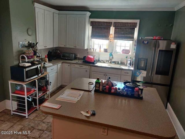 215 N Elm Street, Chadbourn, NC 28431