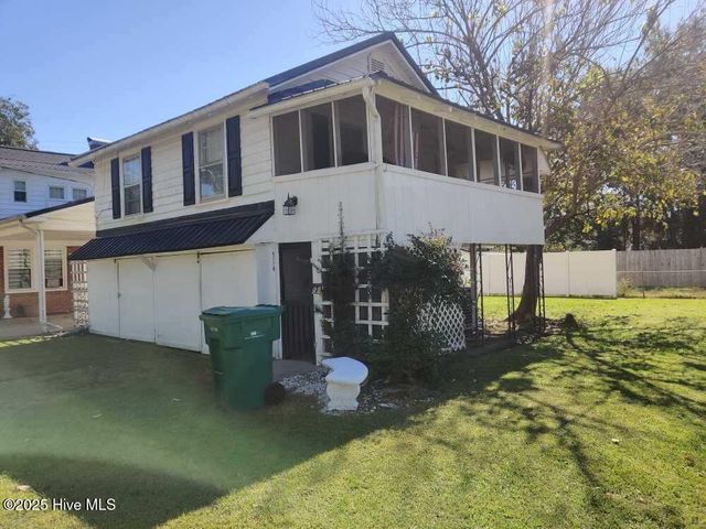 215 N Elm Street, Chadbourn, NC 28431