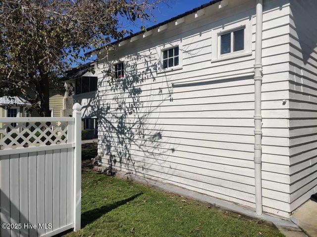 215 N Elm Street, Chadbourn, NC 28431