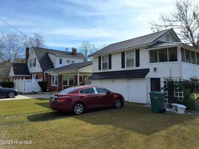 215 N Elm Street, Chadbourn, NC 28431