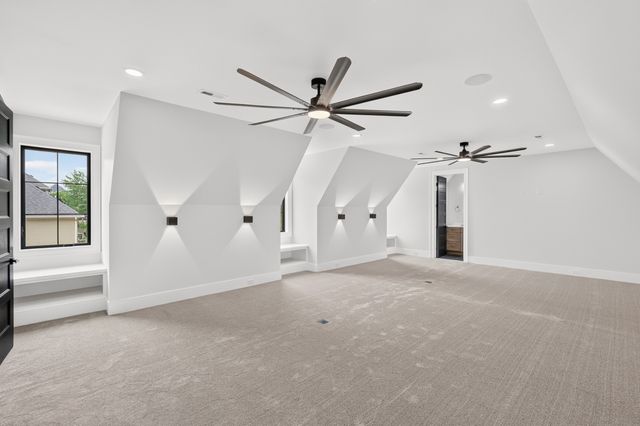 101 Danford Dr, Clarksville, TN 37043
