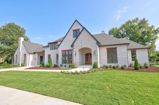 101 Danford Dr, Clarksville, TN 37043