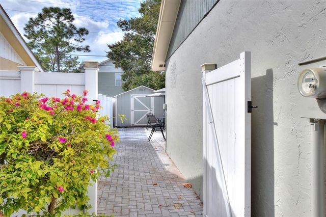13032 CUMBERLAND DRIVE, Largo, FL 33773