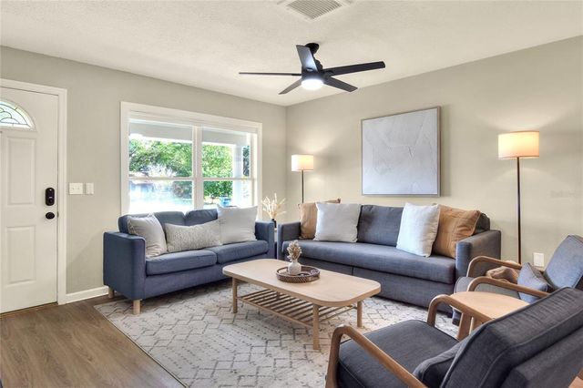 13032 CUMBERLAND DRIVE, Largo, FL 33773