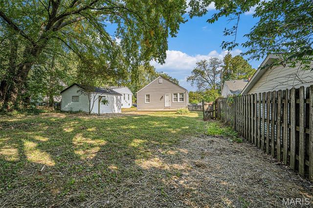 10222 Driver Avenue, St Louis, MO 63114