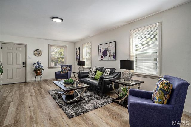 10222 Driver Avenue, St Louis, MO 63114