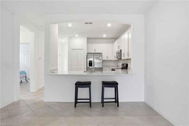 2215 Dragonfruit WAY, Naples, FL 34120