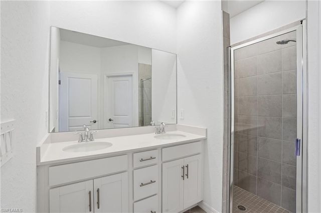 2215 Dragonfruit WAY, Naples, FL 34120