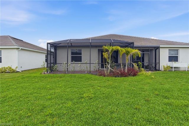 2215 Dragonfruit WAY, Naples, FL 34120