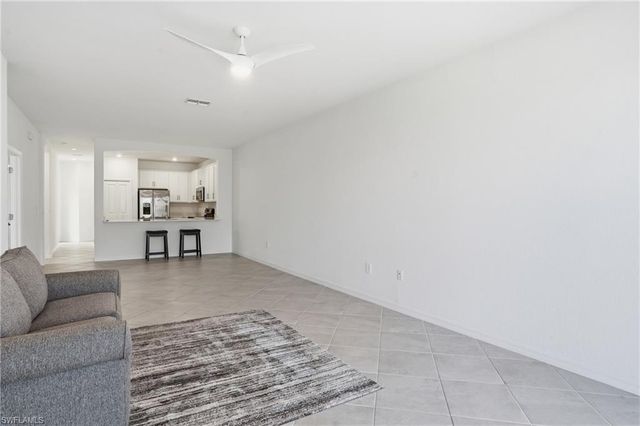 2215 Dragonfruit WAY, Naples, FL 34120