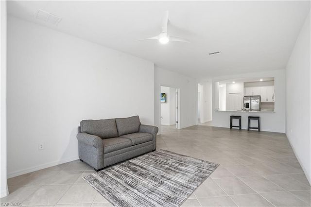 2215 Dragonfruit WAY, Naples, FL 34120