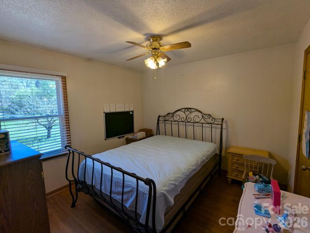 323 Lawing Street, Charlotte, NC 28214