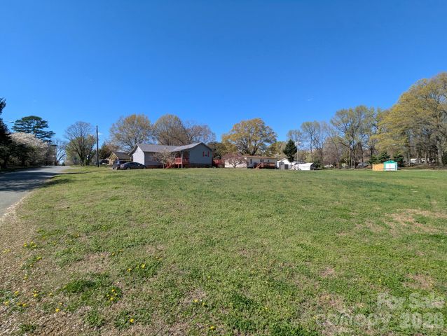 323 Lawing Street, Charlotte, NC 28214