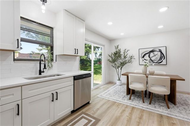 110 Brentwood Drive, Belton, MO 64012