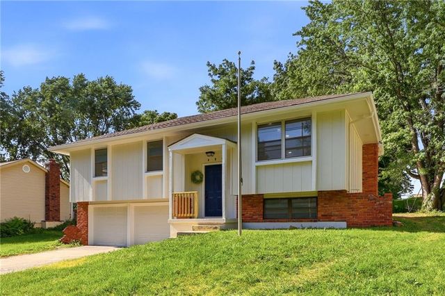 110 Brentwood Drive, Belton, MO 64012