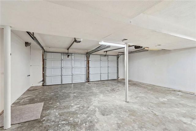 110 Brentwood Drive, Belton, MO 64012