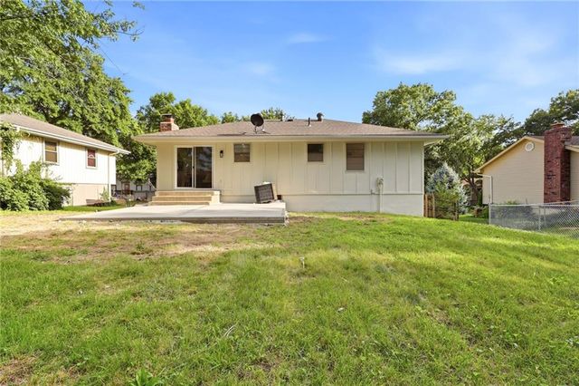 110 Brentwood Drive, Belton, MO 64012