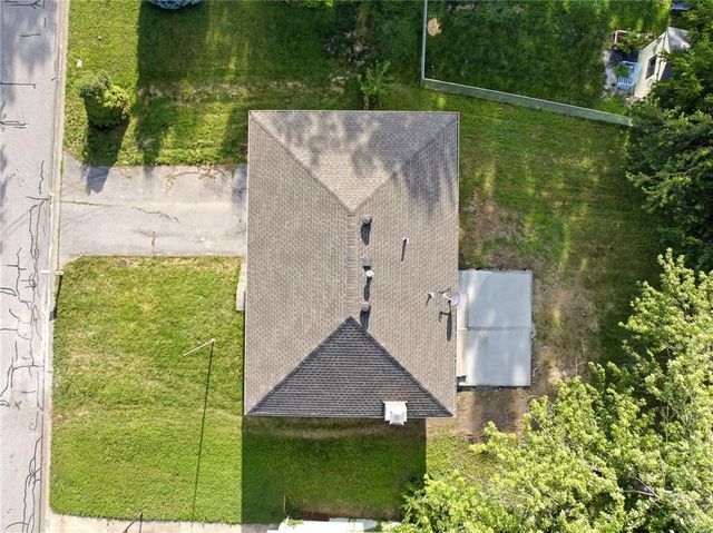 110 Brentwood Drive, Belton, MO 64012