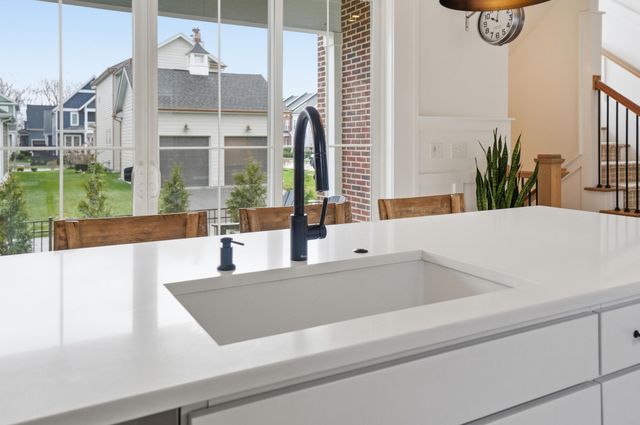 1915 Red Oak Street, Lewis Center, OH 43035