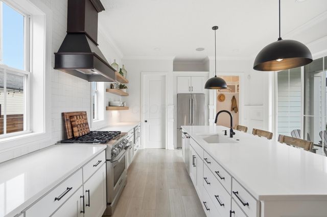 1915 Red Oak Street, Lewis Center, OH 43035