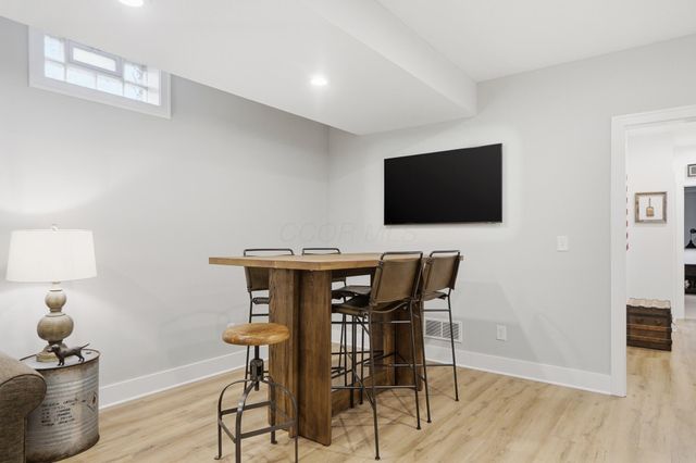 1915 Red Oak Street, Lewis Center, OH 43035