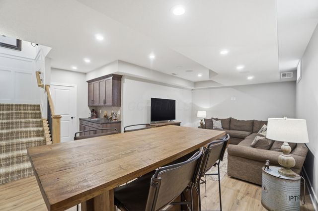 1915 Red Oak Street, Lewis Center, OH 43035