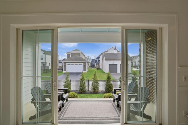 1915 Red Oak Street, Lewis Center, OH 43035