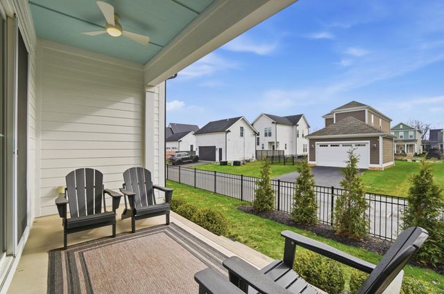 1915 Red Oak Street, Lewis Center, OH 43035