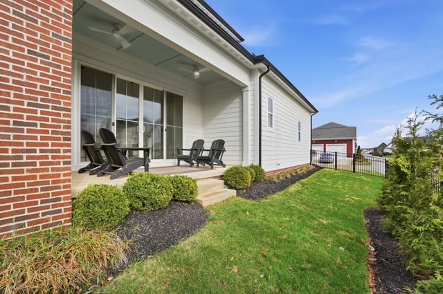 1915 Red Oak Street, Lewis Center, OH 43035