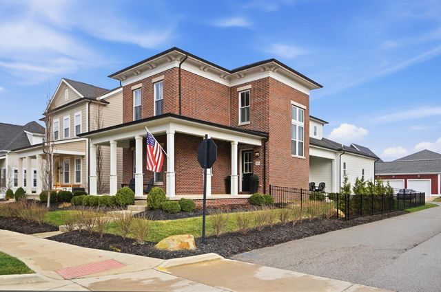 1915 Red Oak Street, Lewis Center, OH 43035