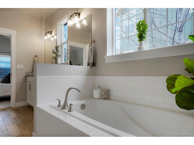 2868 Grand Lake Dr, Lafayette, CO 80026