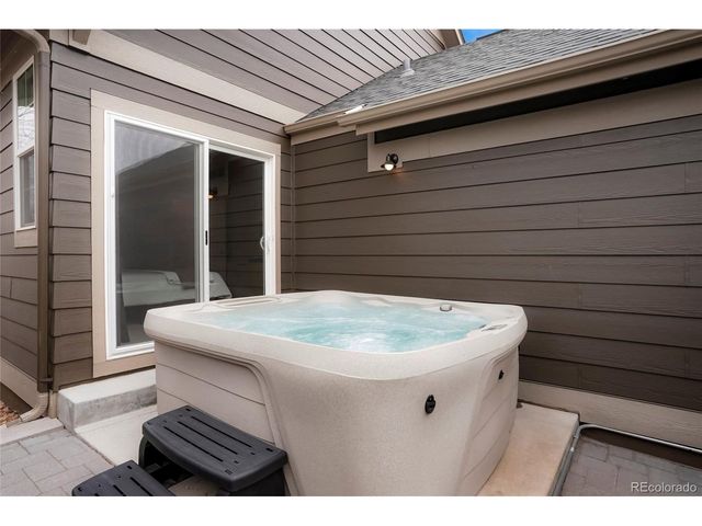 2868 Grand Lake Dr, Lafayette, CO 80026