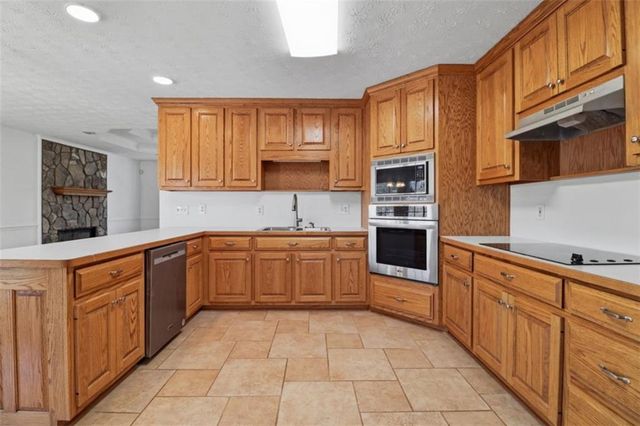 1828 Four Mile Church Road, Ball Ground, GA 30107