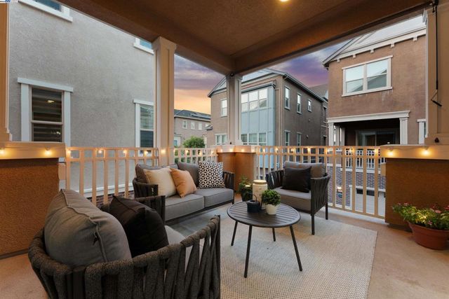 1360 Brookline Loop, Pleasanton, CA 94566