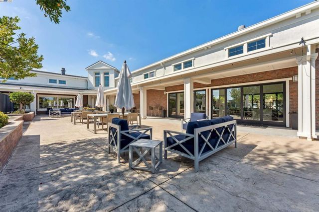 1360 Brookline Loop, Pleasanton, CA 94566