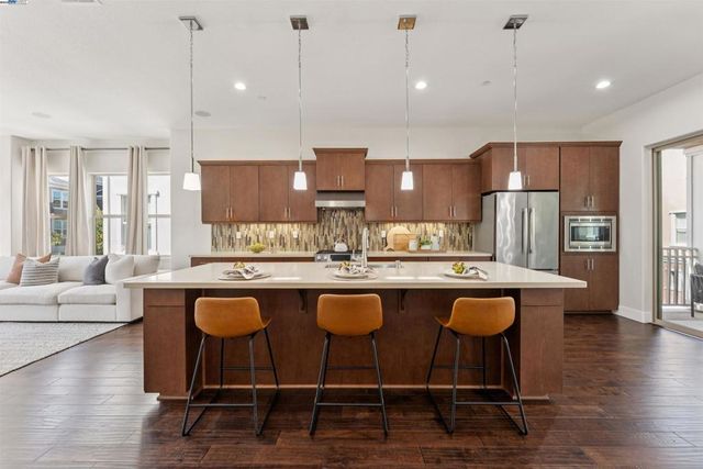 1360 Brookline Loop, Pleasanton, CA 94566