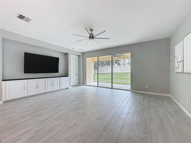 2697 HILLTOP ROAD, Clermont, FL 34711