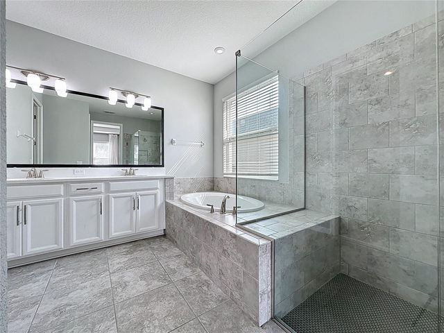 2697 HILLTOP ROAD, Clermont, FL 34711