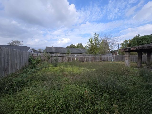 16210 Summer Dew Lane, Houston, TX 77095