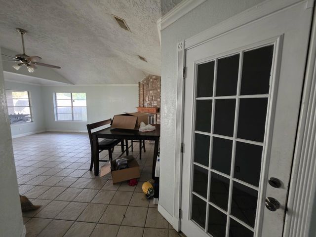 16210 Summer Dew Lane, Houston, TX 77095