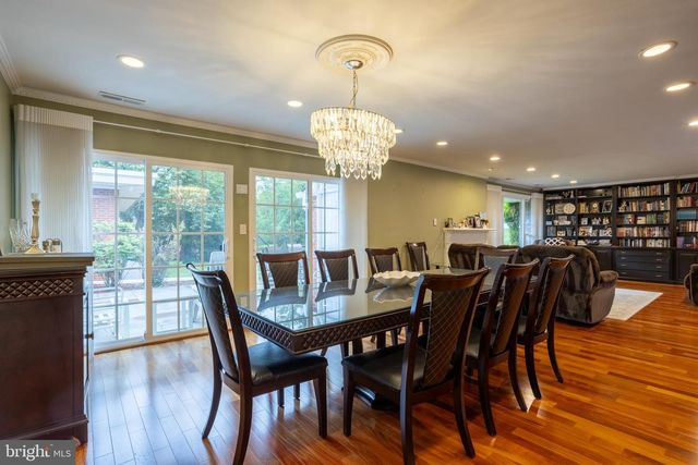 7908 IVY LN, Baltimore, MD 21208