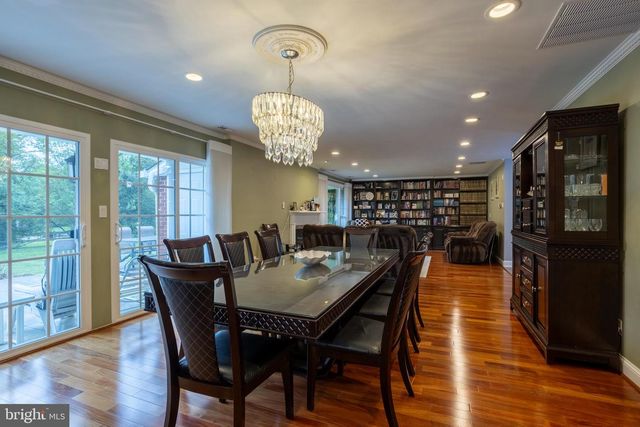 7908 IVY LN, Baltimore, MD 21208