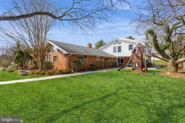 7908 IVY LN, Baltimore, MD 21208