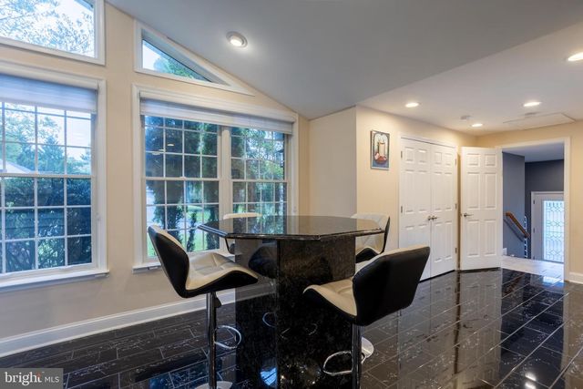 7908 IVY LN, Baltimore, MD 21208